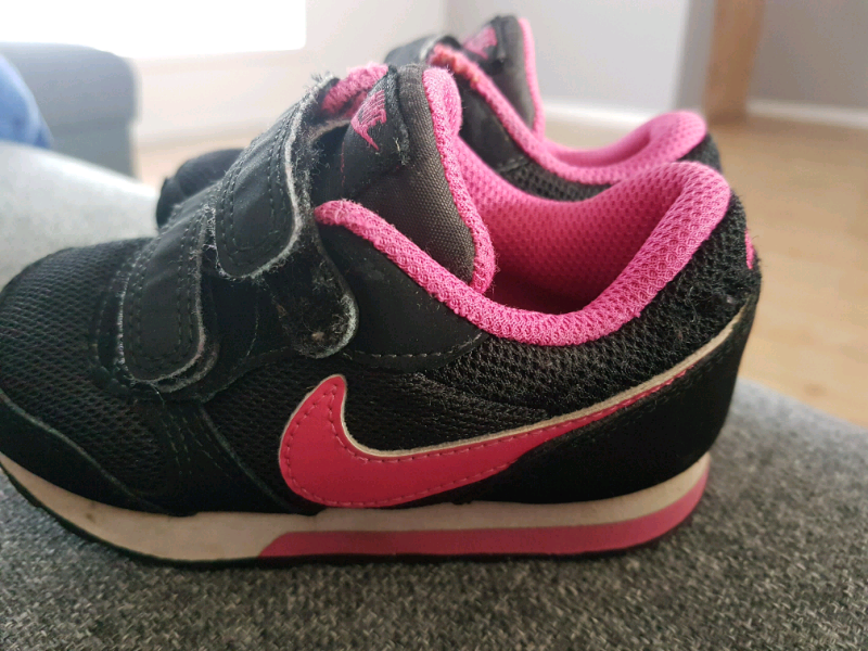 baby girl nike trainers